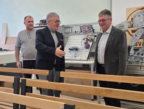 Kültéri padok - Rákóczis felajánlás